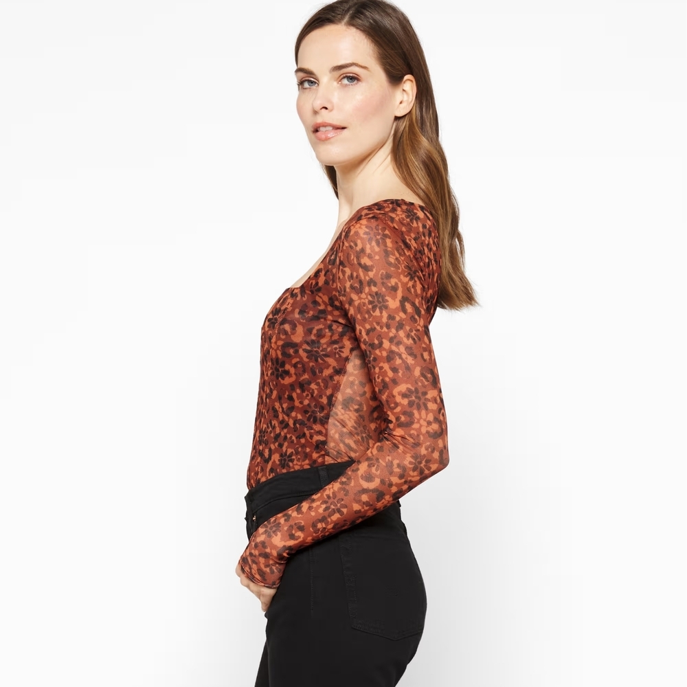 Steve Madden Print Square Neck Top - Picture 4 of 7